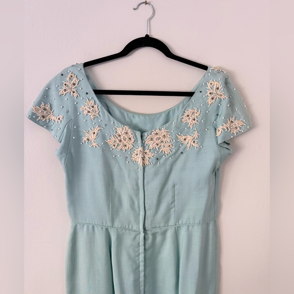 Vintage 50s 60s Baby Blue Hand Beaded Sheath Dress Lace Rhinestone Cocktail M/L - Picture 5 of 16